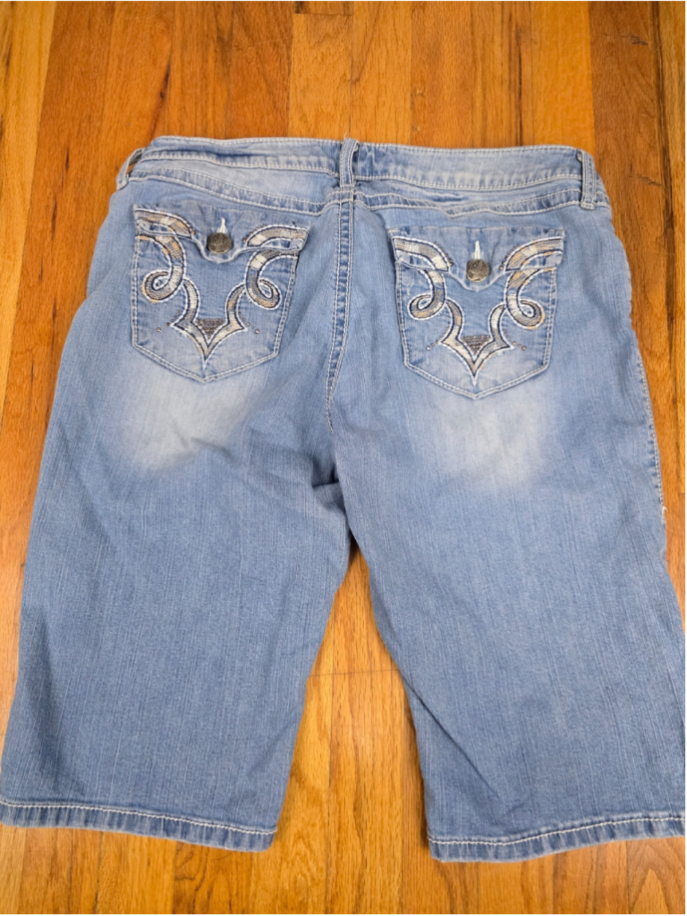 Women's Rock 47 by Wrangler Jean Shorts Blue Size 10